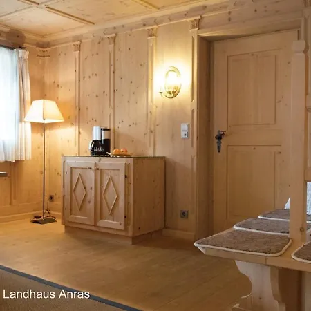 Landhaus Schloss Anras Exterior foto
