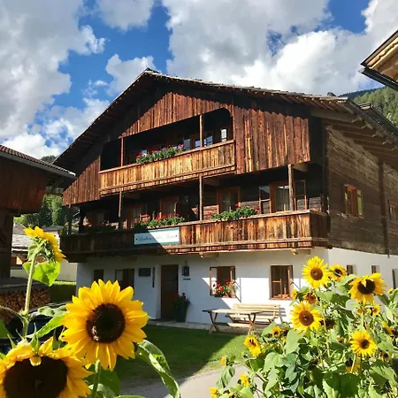 Landhaus Schloss Anras Exterior foto